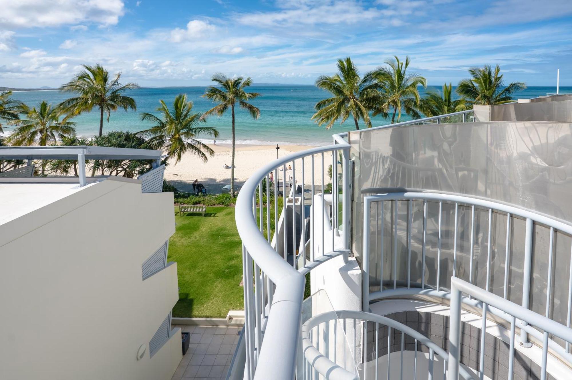 On The Beach Noosa Resort Extérieur photo